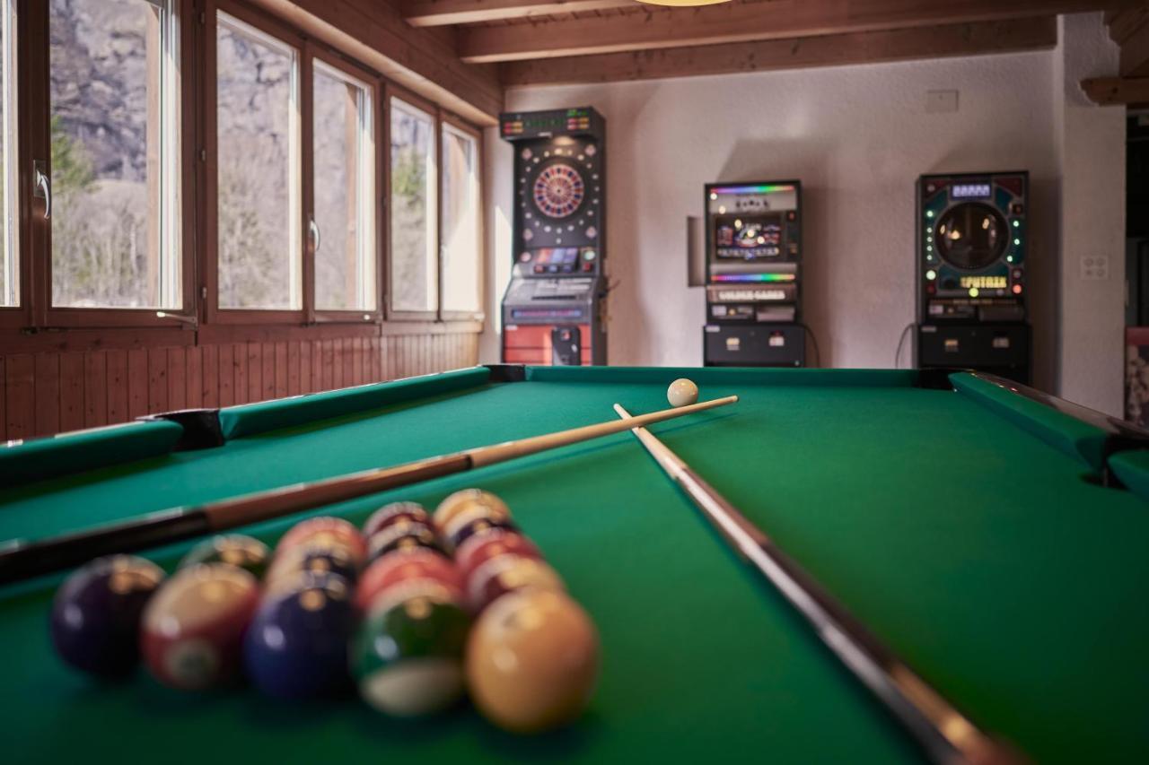 Alpine Base Hostel - Adults Only Lauterbrunnen Εξωτερικό φωτογραφία